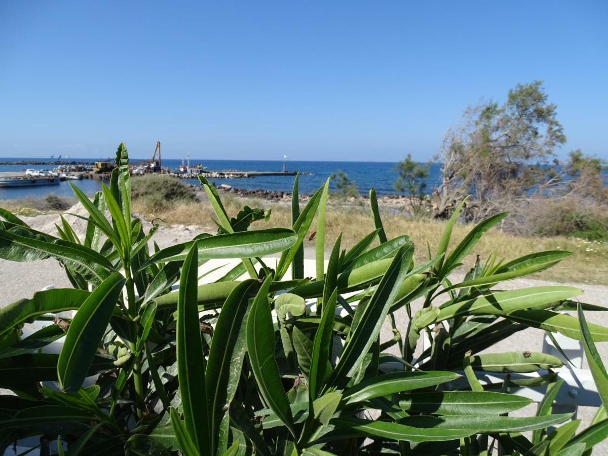Nama Beach House Monólithos Buitenkant foto